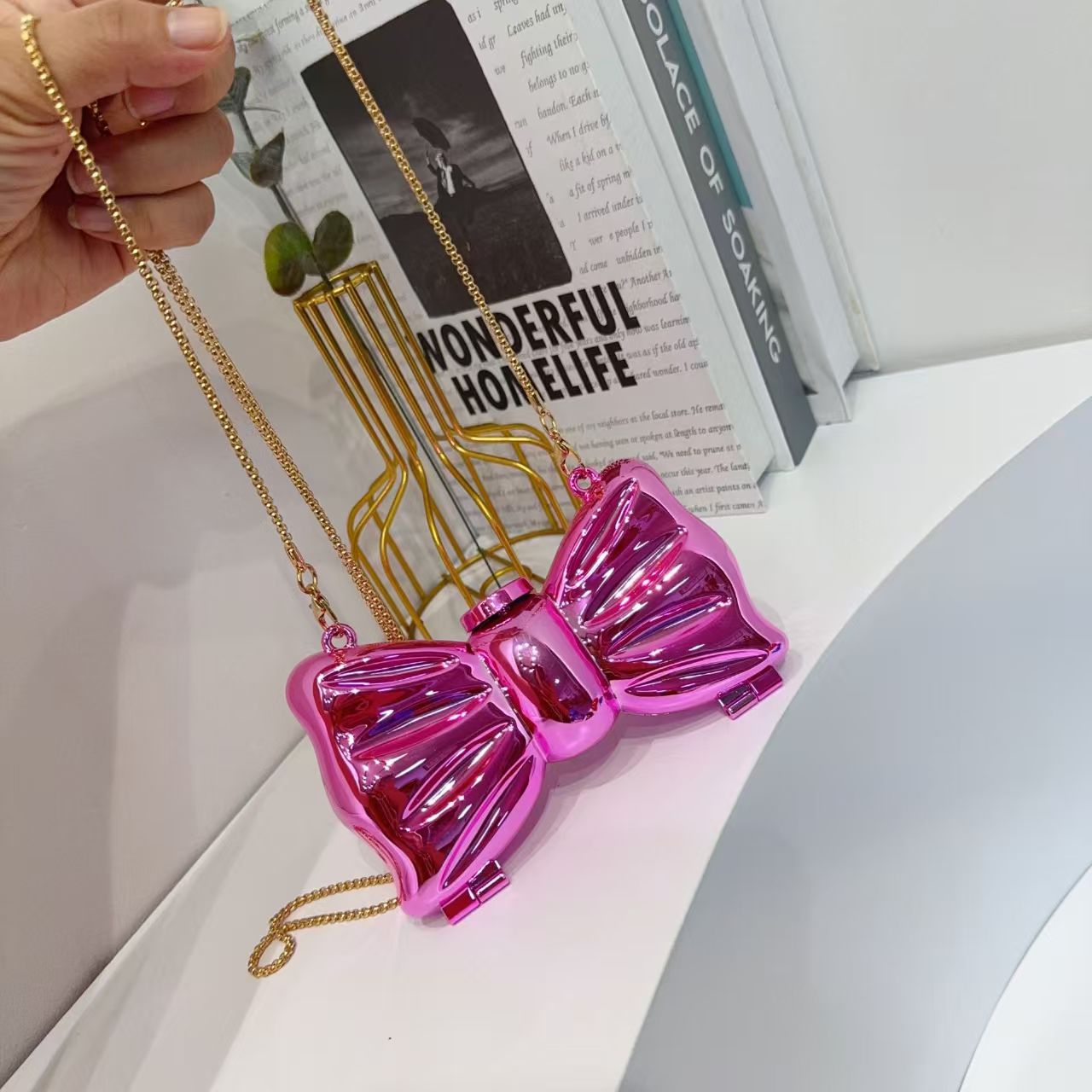 Luxuriöse goldene runde Acryl- – Mini Purse Chain Bewertung und Preis