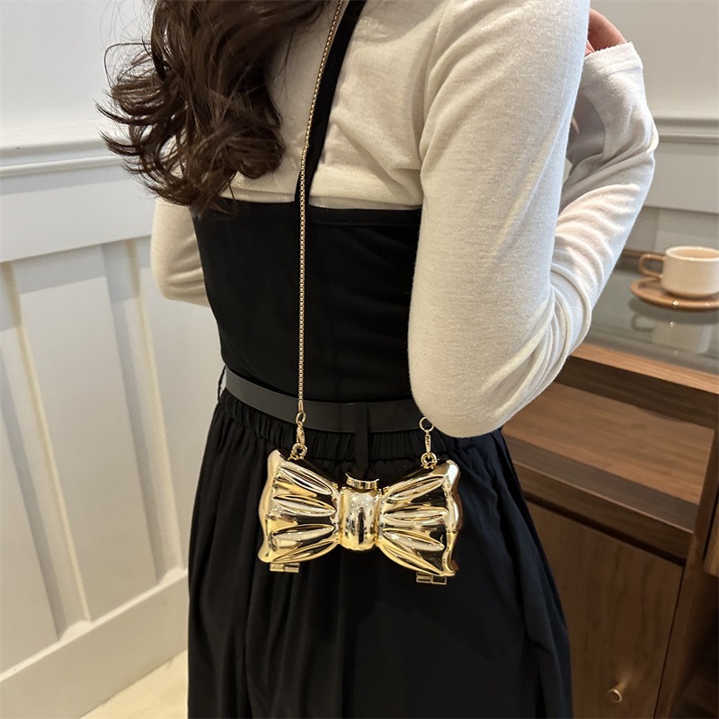 Glänzende goldene Metall-Schle – Mini Purse Chain Bewertung und Preis