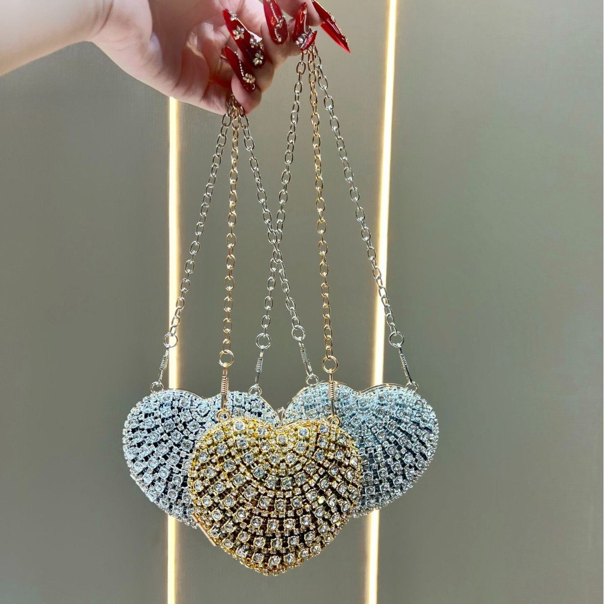 Luxuriöse Strass-Kristall-Clut – Mini Purse Chain Bewertung und Preis