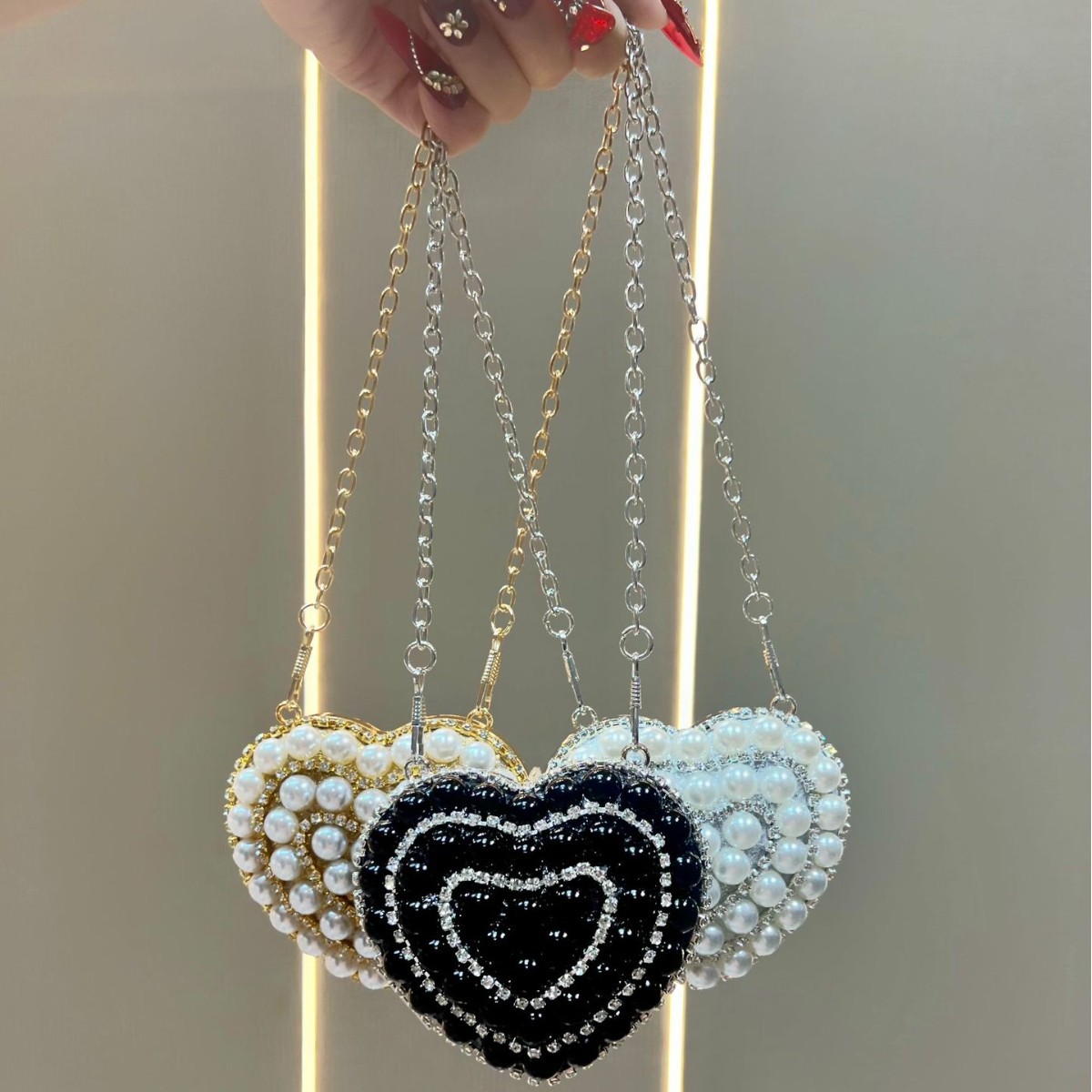 Luxuriöse Strass-Kristall-Clut – Mini Purse Chain Bewertung und Preis